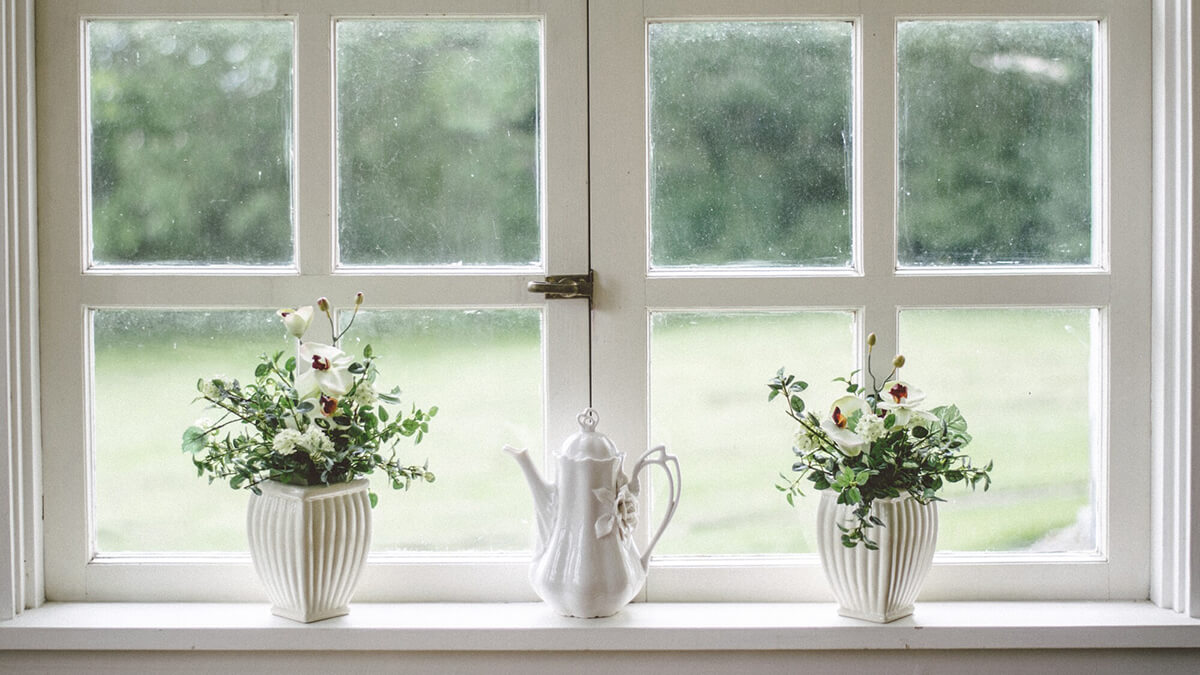 Is It Worth Replacing Windows Before Selling a House?