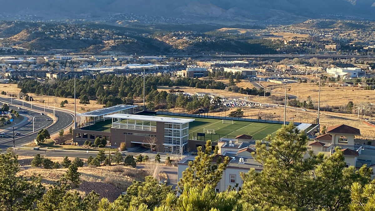 city scape of colorado springs, colorado