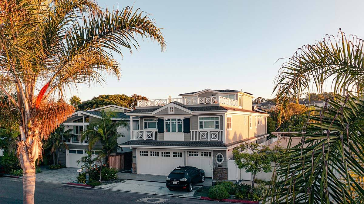 Capital Gains Tax on Real Estate in California (2025 Update)