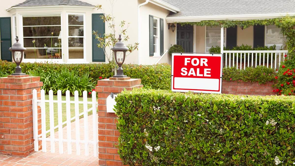 Can’t Sell Your House? Here’s What to Do