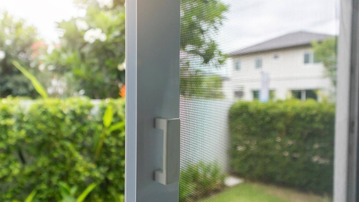 Selling a home without window screens