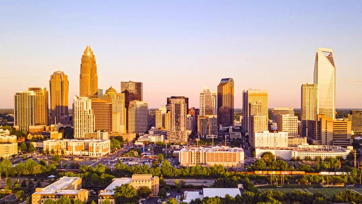 Best Time to Sell Your House in Charlotte, NC | 2024 Guide