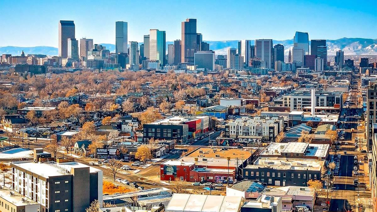 Average time to sell a house in Denver, Colorado
