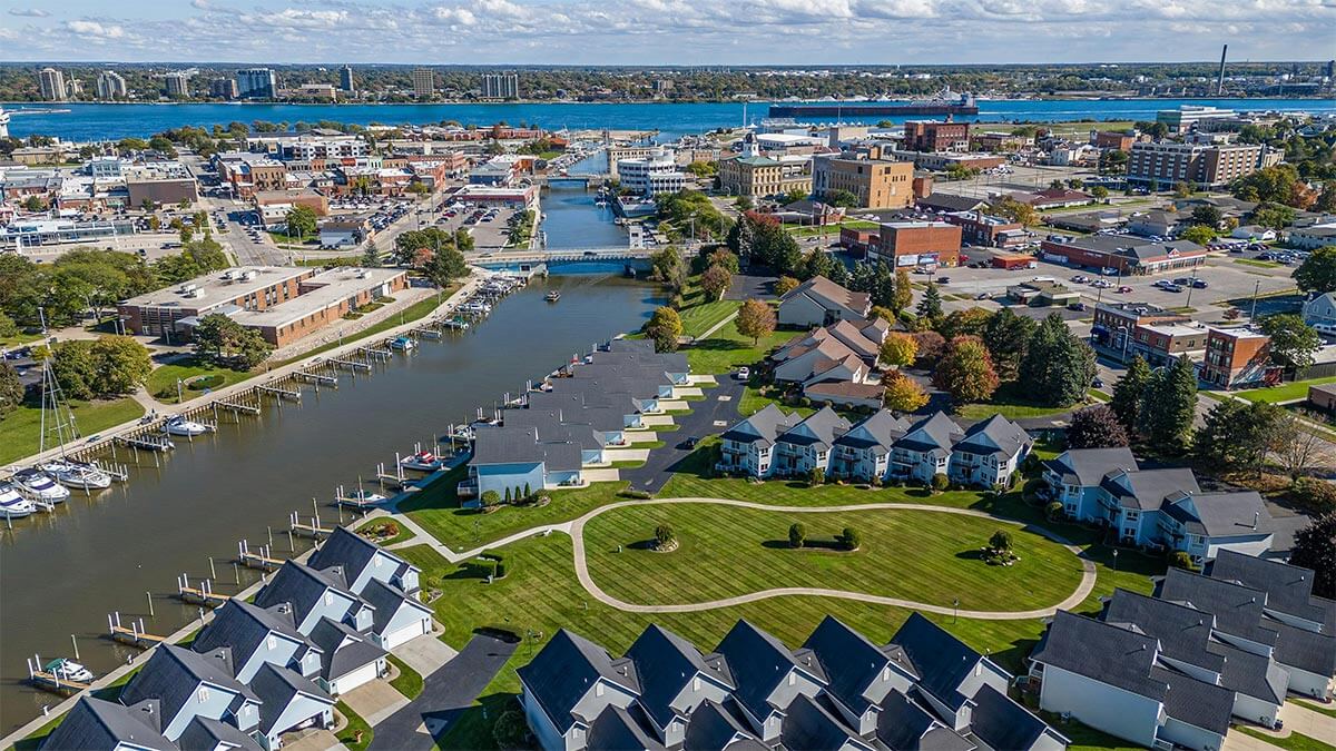 6 Cash Home Buyers in Port Huron For a Fast Sale in 2025