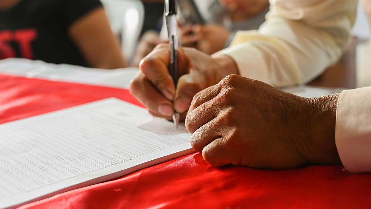 How to change name on deed